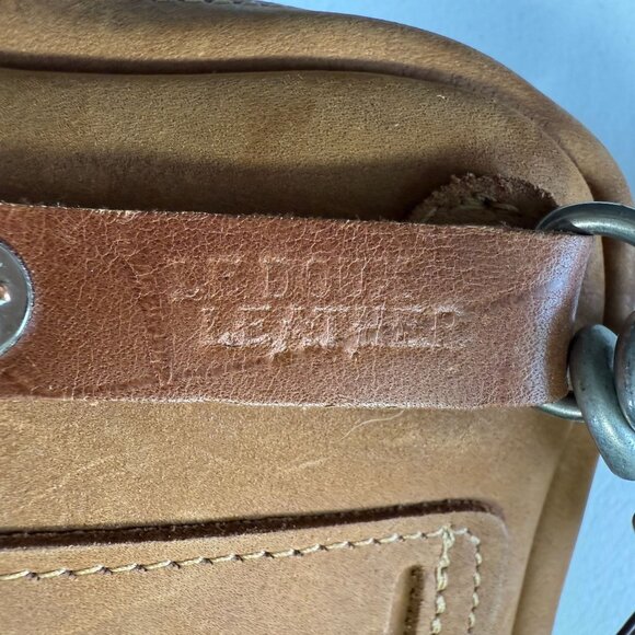 Le Doux Leather Sling Strap Wallet Phone Crossbody Bag Women's Brown Everyday - Picture 10 of 11